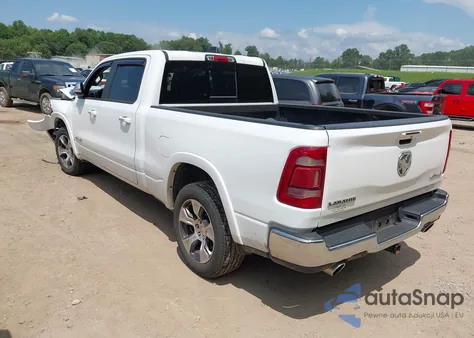 2022 Ram 1500 Laramie 4X4 6'4 Box z USA, uszkodzony, nr VIN 1C6SRFRT7NN460143